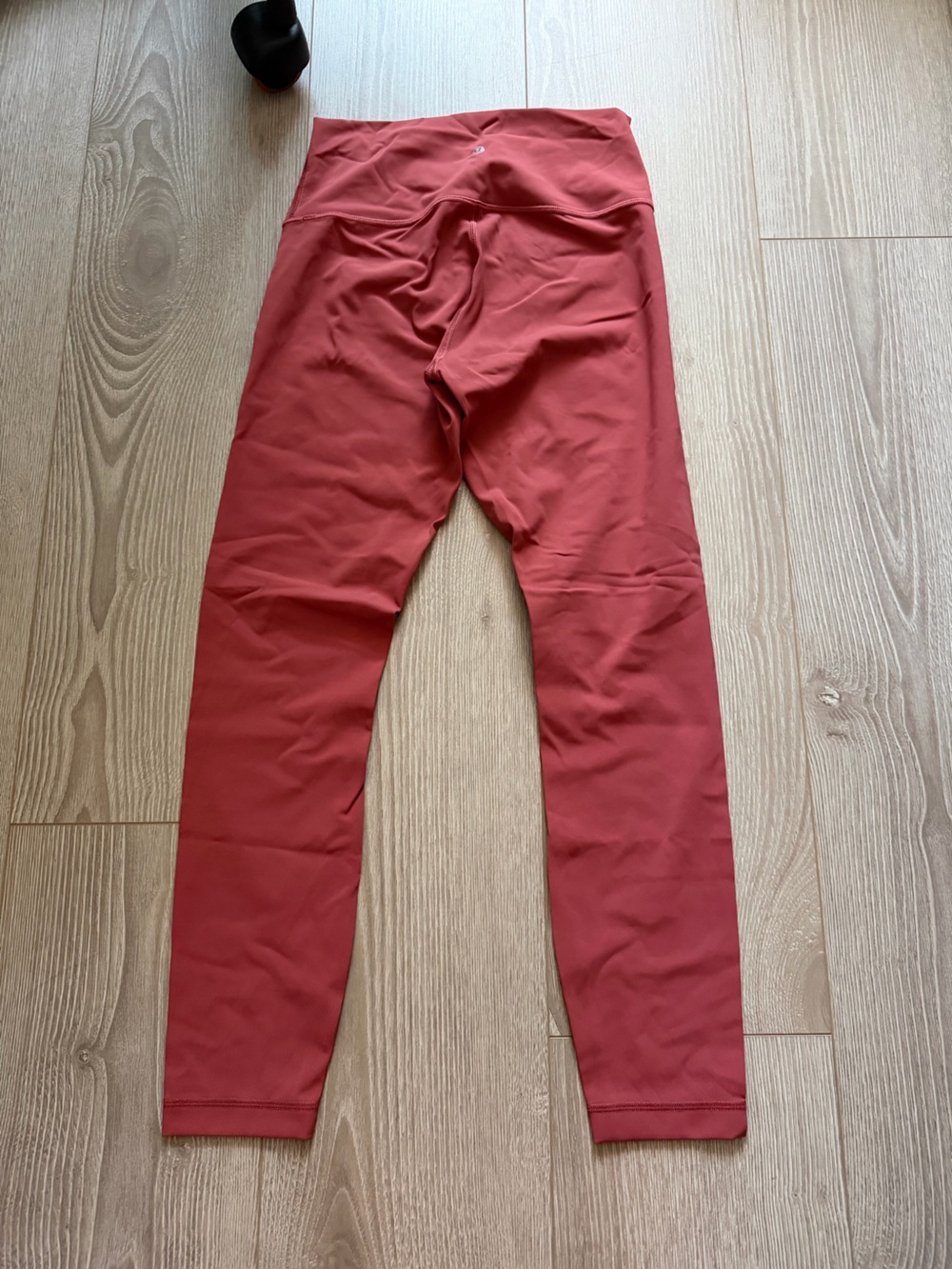 Lululemon Wunder Under High-Rise Tight 25" *Full-On Luxtreme Soft Cranberry yoga - Picture 4 of 6